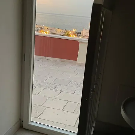 Апартаменты Palazzo Della Torre 204 - Terrace Sea View Бари